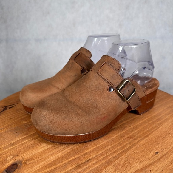 White Mountain Shoes - White Mountain Clogs Women 8.5 Brown Good Buckle Strap Platform Mules